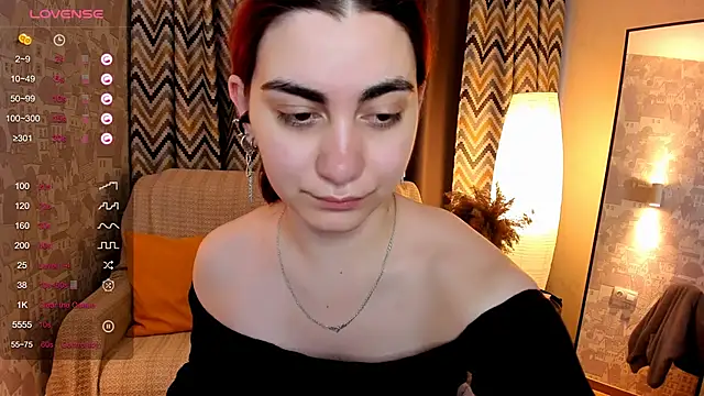 hannacheekss  online show from September 16, 2:12 am