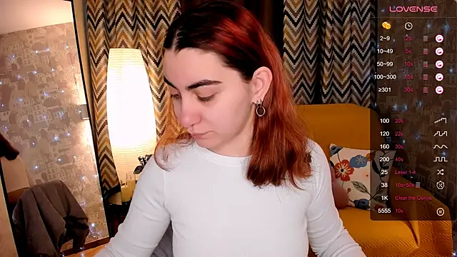 hannacheekss  online show from March 21, 2:05 am