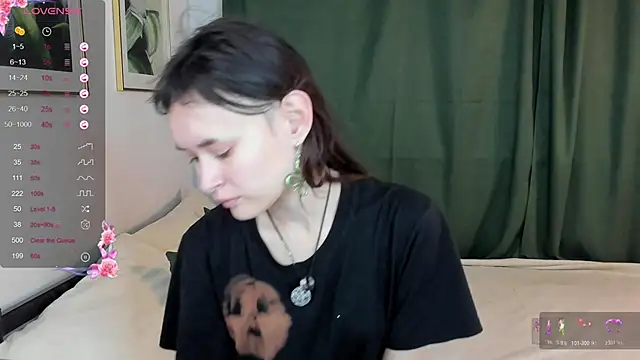 Emily Strikeee online show from November 10, 10:14 am