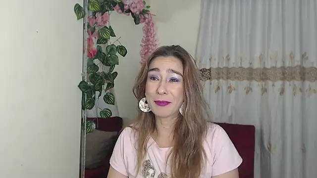 Madam dali online show from February 18, 1:00 pm