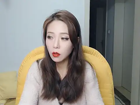 SuSushi728 online show from December 7, 5:42 pm