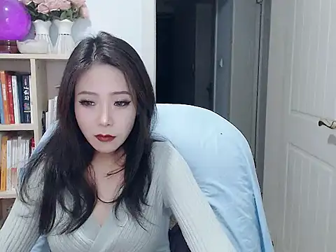 SuSushi728 online show from February 11, 3:50 pm