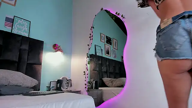 ChanelAdamss  online show from March 22, 11:42 pm