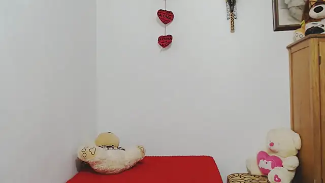 ariellth online show from October 8, 4:37 pm