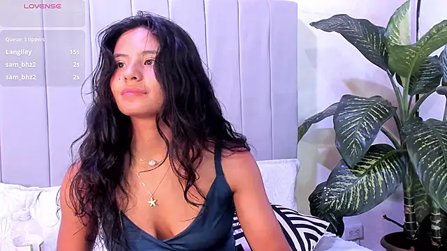 Snapshot of Mindy_sweety chatting on March 10, 1:32 pm Mindy sweety online show from March 10, 1:32 pm