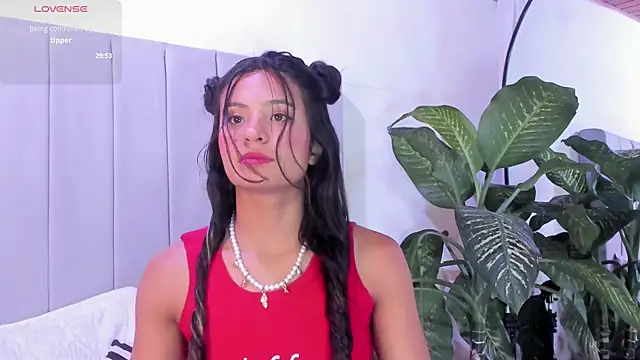 Snapshot of Mindy_sweety chatting on March 14, 1:35 pm Mindy sweety online show from March 14, 1:35 pm