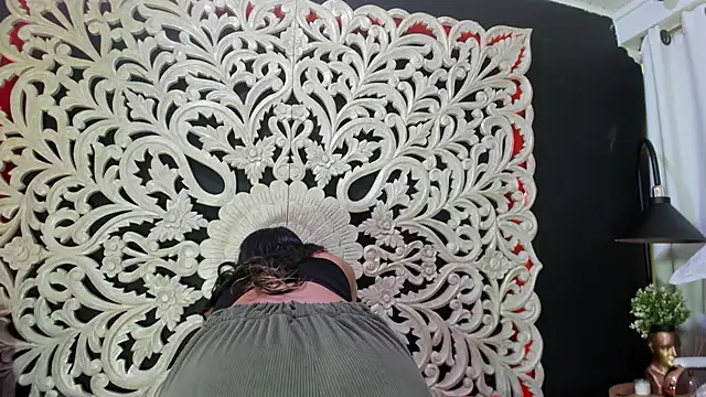 Snapshot of Mindy_sweety chatting on December 22, 12:02 pm Mindy sweety online show from December 22, 12:02 pm