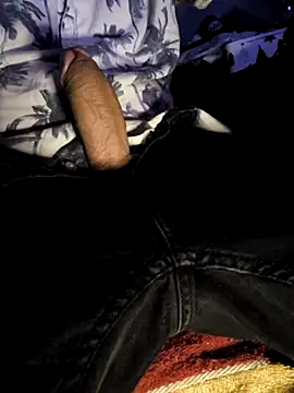 Snapshot of Sylvain167 chatting on April 5, 10:40 pm Sylvain167 online show from April 5, 10:40 pm