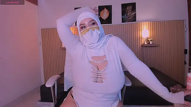 cloe sirena online show from April 23, 1:57 pm