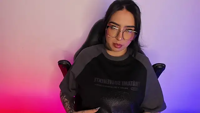 AnnikaMerliahh  online show from October 14, 4:13 am