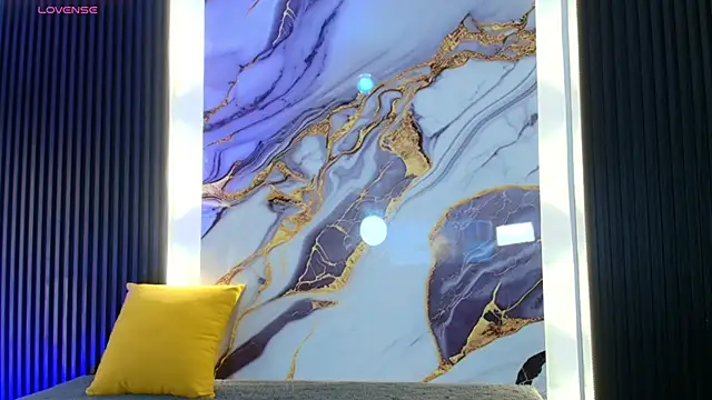 Lil eva2 online show from April 1, 7:22 pm