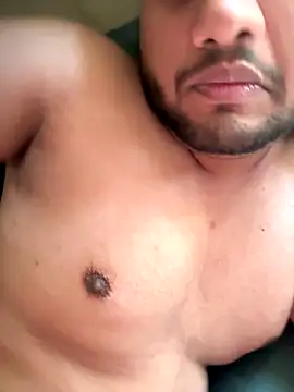 ved240 online show from November 23, 6:35 am