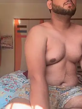 ved240 online show from April 13, 10:21 am