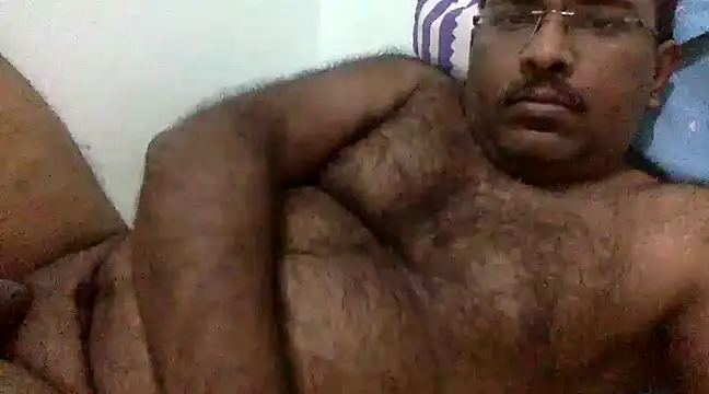 i am very hot 4u online show from January 4, 6:40 pm