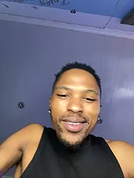 Snapshot of BlueIceCube chatting on January 19, 10:17 am BlueIceCube online show from January 19, 10:17 am