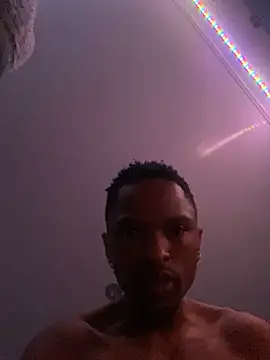 Snapshot of BlueIceCube chatting on January 21, 10:30 pm BlueIceCube online show from January 21, 10:30 pm