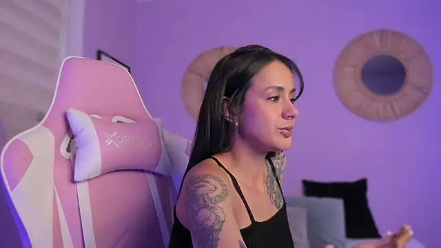 Snapshot of jinx_dh chatting on December 27, 8:28 pm jinx dh online show from December 27, 8:28 pm