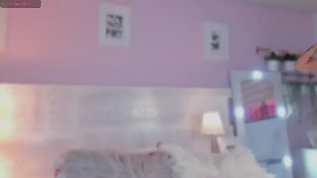 Snapshot of jinx_dh chatting on October 4, 2:04 pm jinx dh online show from October 4, 2:04 pm