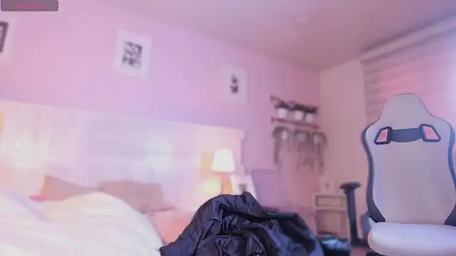 Snapshot of jinx_dh chatting on November 15, 1:29 pm jinx dh online show from November 15, 1:29 pm