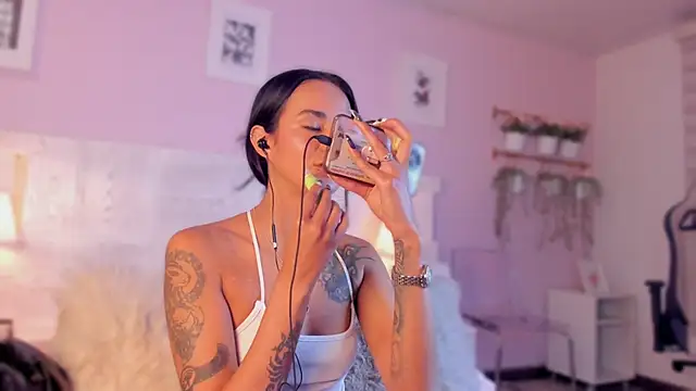 Snapshot of jinx_dh chatting on November 25, 2:06 pm jinx dh online show from November 25, 2:06 pm