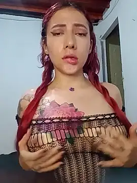 Snapshot of cherrydelioncourt chatting on February 27, 8:50 am cherrydelioncourt online show from February 27, 8:50 am