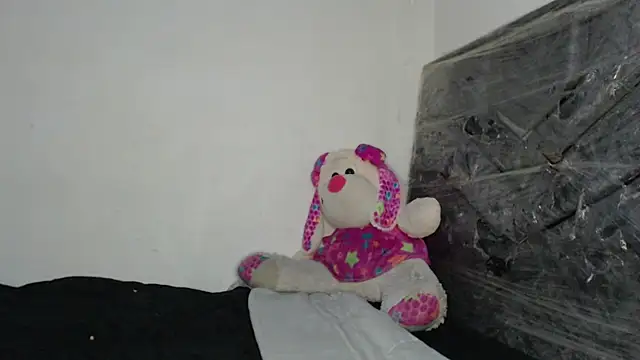 skinny sweet2411 online show from January 9, 12:13 am