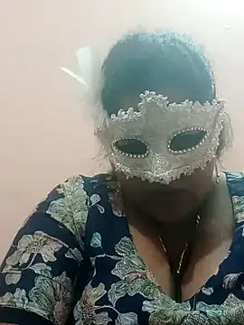 Snapshot of seemi_bhabhi chatting on January 28, 7:32 pm seemi bhabhi online show from January 28, 7:32 pm