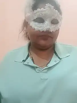 Snapshot of seemi_bhabhi chatting on February 23, 4:50 am seemi bhabhi online show from February 23, 4:50 am