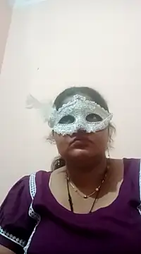 Snapshot of seemi_bhabhi chatting on March 7, 1:53 am seemi bhabhi online show from March 7, 1:53 am