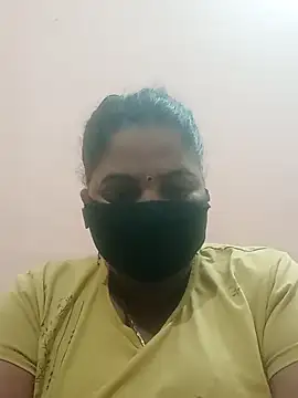 Snapshot of seemi_bhabhi chatting on March 17, 10:17 pm seemi bhabhi online show from March 17, 10:17 pm