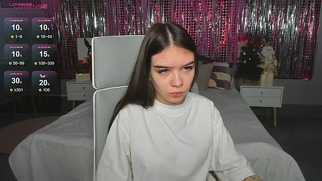 SweetyDeviliya online show from December 5, 2:31 am