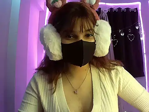 Snapshot of your_pokkie chatting on January 6, 6:41 pm your pokkie online show from January 6, 6:41 pm