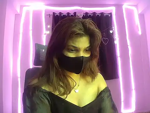 Snapshot of your_pokkie chatting on January 21, 6:23 pm your pokkie online show from January 21, 6:23 pm