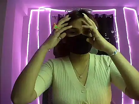 Snapshot of your_pokkie chatting on January 31, 8:54 pm your pokkie online show from January 31, 8:54 pm