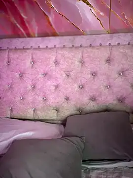 Rousse blue online show from October 31, 3:51 am