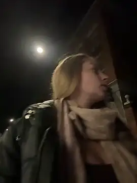 Hr Frk Olsen online show from October 11, 7:23 pm