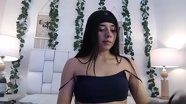 Kylie golden online show from December 10, 11:11 am