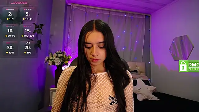 Kylie golden online show from September 29, 12:43 pm