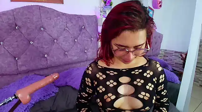 Melannytaylor online show from March 12, 12:10 am