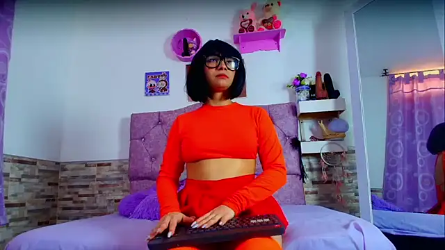 Melannytaylor online show from October 1, 6:03 pm