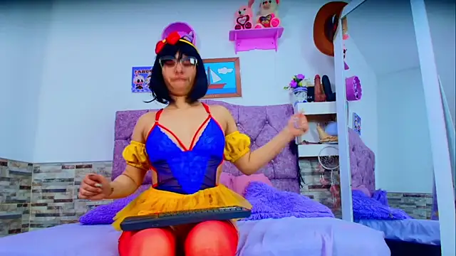 Melannytaylor online show from October 8, 8:28 pm