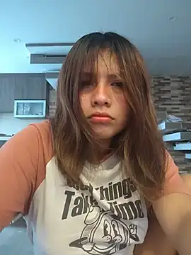 Snapshot of Elsa_sweet chatting on July 8, 1:48 pm Elsa sweet online show from July 8, 1:48 pm