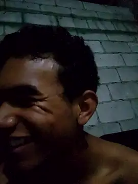 Reynold2608 online show from April 14, 1:55 am