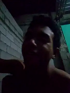 Reynold2608 online show from April 22, 3:09 am