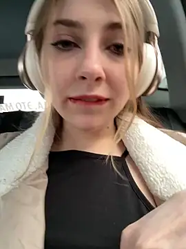 Sunny   Bunny online show from January 21, 11:13 am