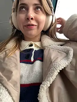 Sunny   Bunny online show from March 15, 2:12 pm