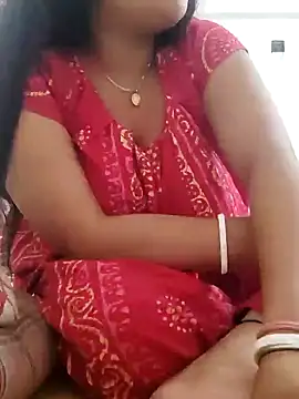 Snapshot of Priya_2222 chatting on February 5, 6:04 pm Priya 2222 online show from February 5, 6:04 pm