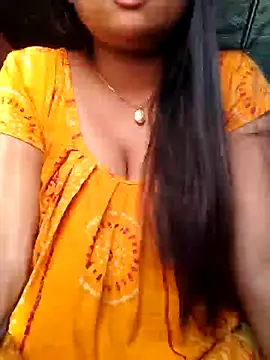 Snapshot of Priya_2222 chatting on February 17, 9:46 am Priya 2222 online show from February 17, 9:46 am