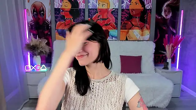 as1an girlfriend online show from November 17, 1:17 pm