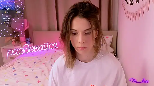 Snapshot of _ni_kiss chatting on February 19, 5:09 pm ni kiss online show from February 19, 5:09 pm